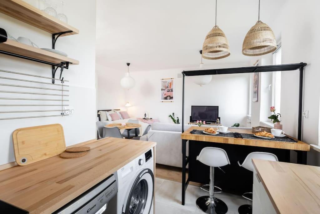 Ciche Studio, Blisko Metra Politechnika, Parking Apartment Warsaw Luaran gambar