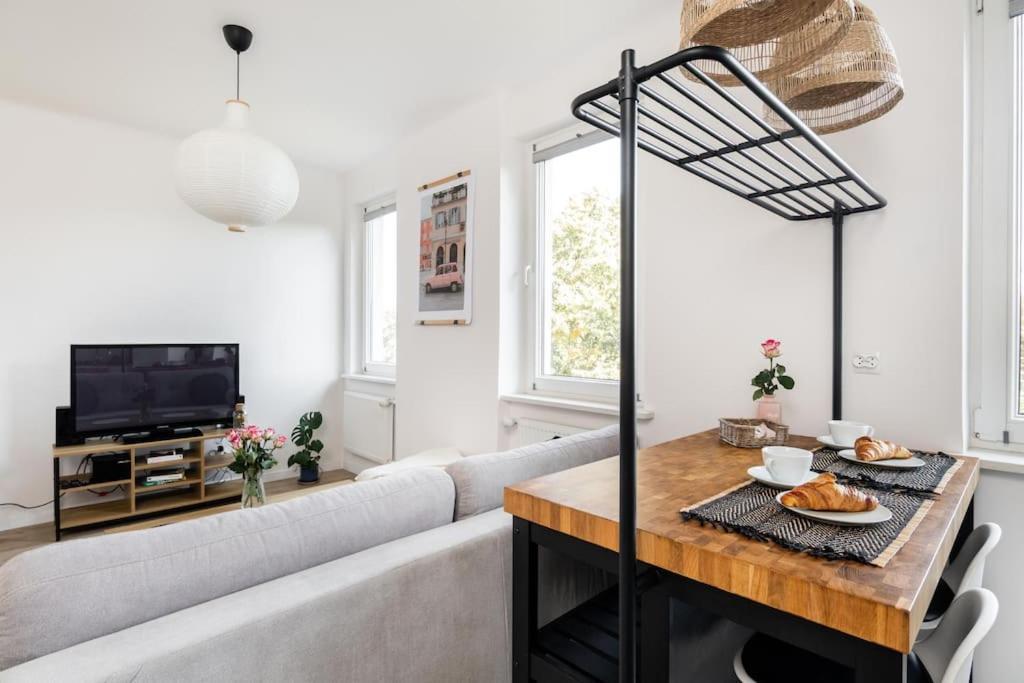 Ciche Studio, Blisko Metra Politechnika, Parking Apartment Warsaw Luaran gambar
